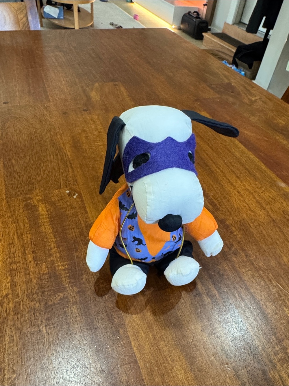Vintage Peanuts Snoopy Plush Dog Toy in Halloween Bat Wing Costume